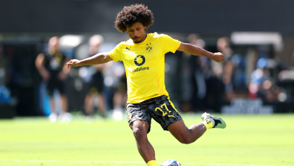 อเดเยมี่ต้องการใส่ค่าฉีกสัญญากับดอร์ทมุนด์